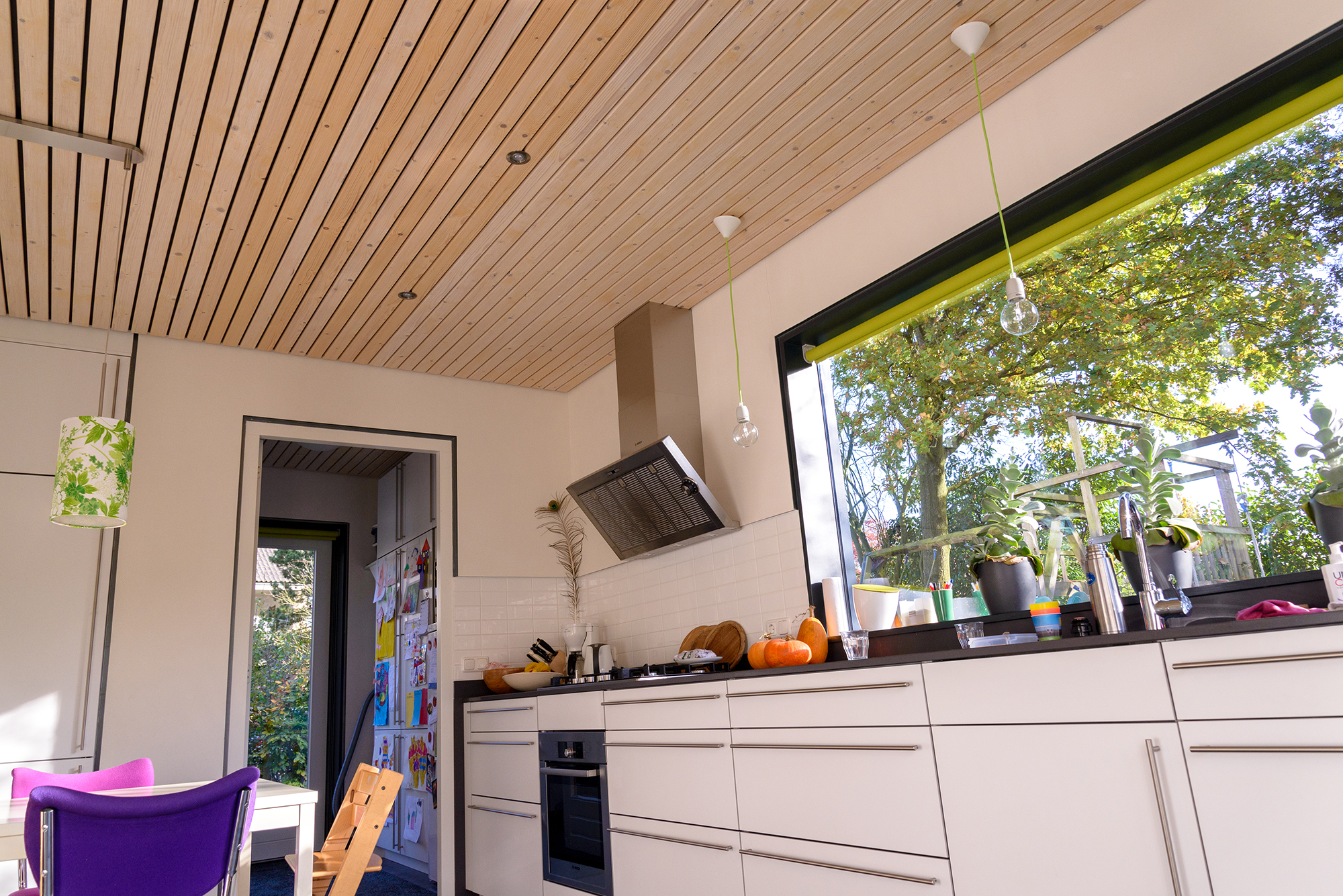 Leem stucwerk dat beter de warmte vasthoudt.